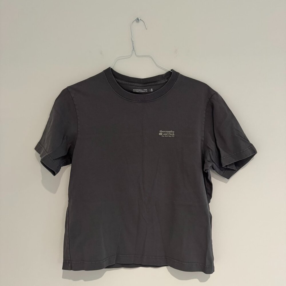 Abercrombie & Fitch Short Sleeve Shirt Bundle Size XS Like New - Picture 2 of 4